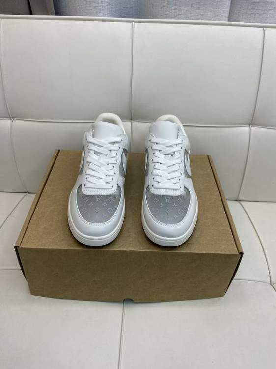 Picture of Louis Vuitton Shoes _SKULVsz35-45mnf030316423